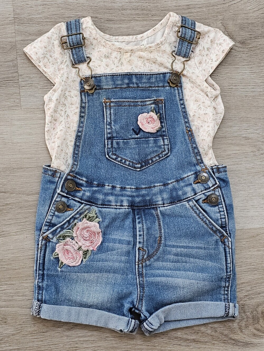 Artisan NY Baby Girl 12M Denim Shortalls Floral Shirt 2Pc Outfit Embroidered
